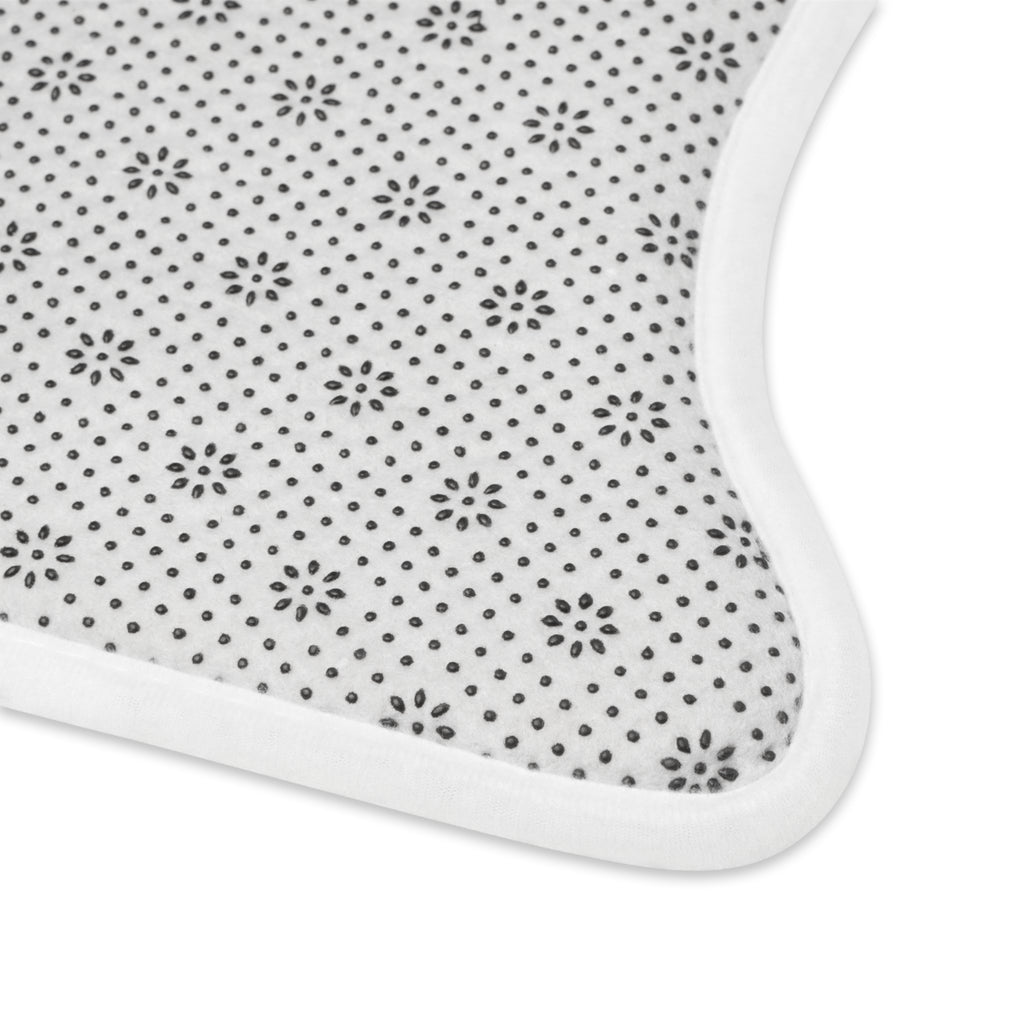 GleamPup Crumb Control Department Dog Feeding Mat – 19 × 14 in